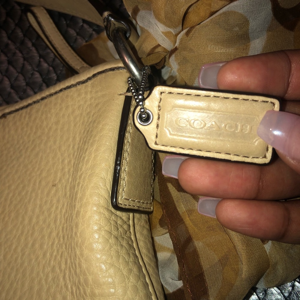 Authentic Coach Bag! - Picture 3 of 4
